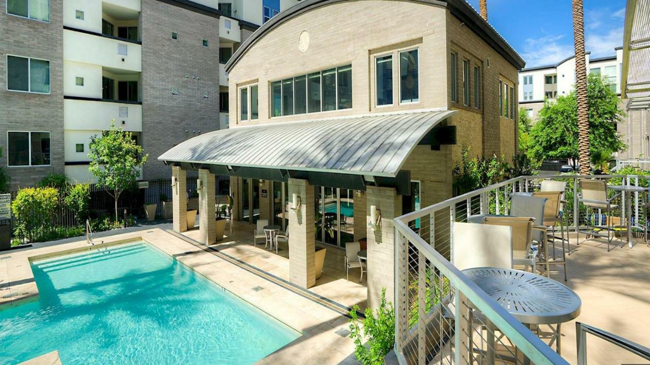 Shopping & Dining 1 Mile - 24 Hour Pool With Parking - 4036 Villa Финикс Екстериор снимка